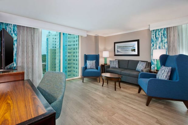 Images Hilton Garden Inn Virginia Beach Oceanfront
