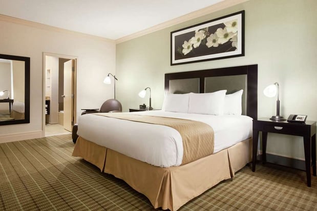 Images DoubleTree by Hilton Hotel Dallas - Love Field
