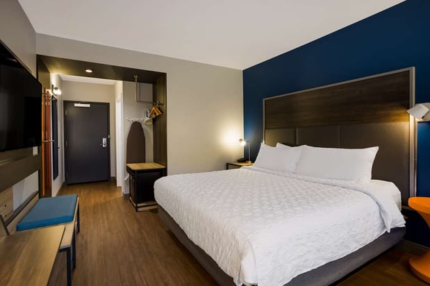 Images Tru by Hilton Traverse City
