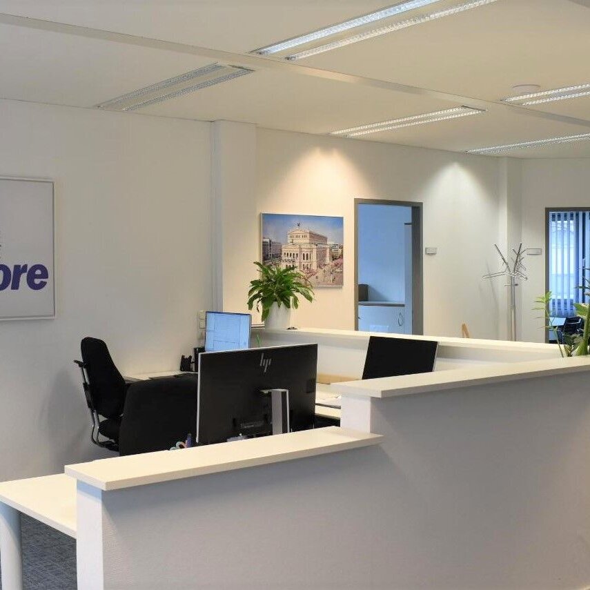 Bilder o&m offices & more GmbH & Co. KG