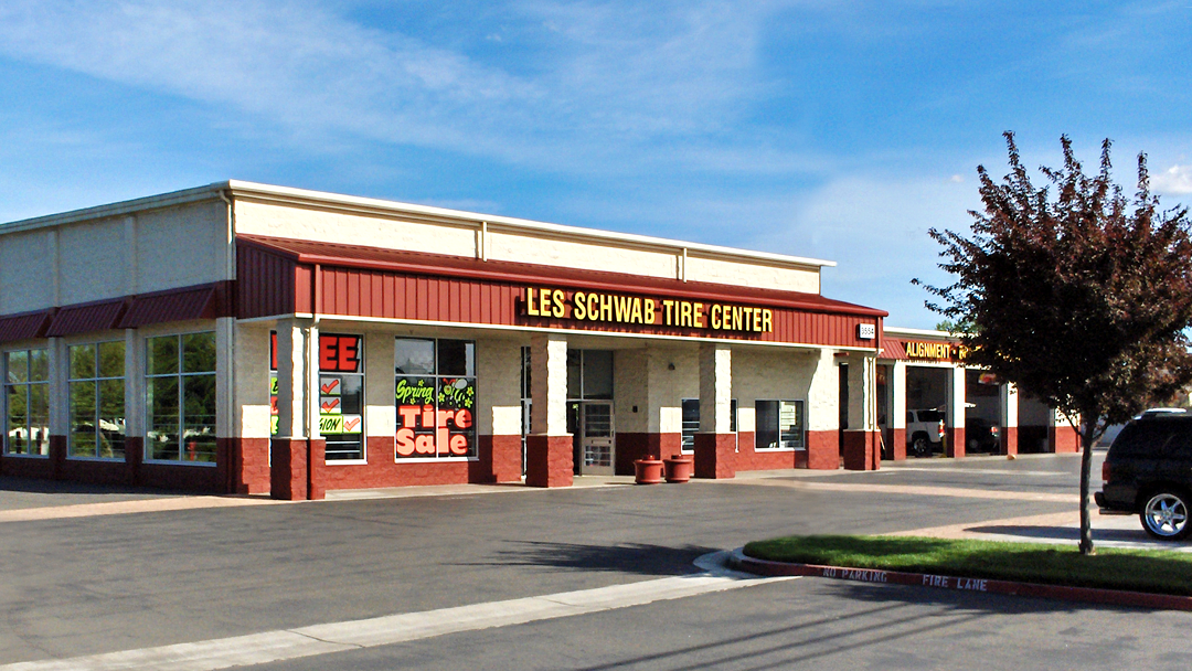 Les Schwab Tire Center