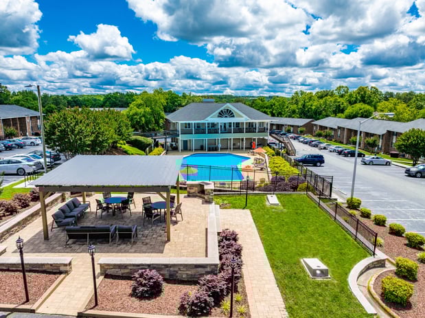 Images Carolina Apartments