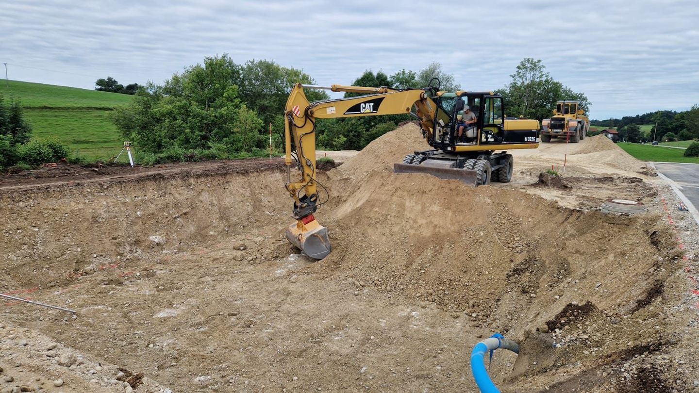 Eisenmann Erdbewegungen, Sonnenhamer Str. 2 in Egling