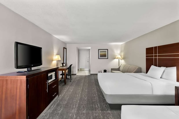 Images Best Western Luxbury Inn Fort Wayne