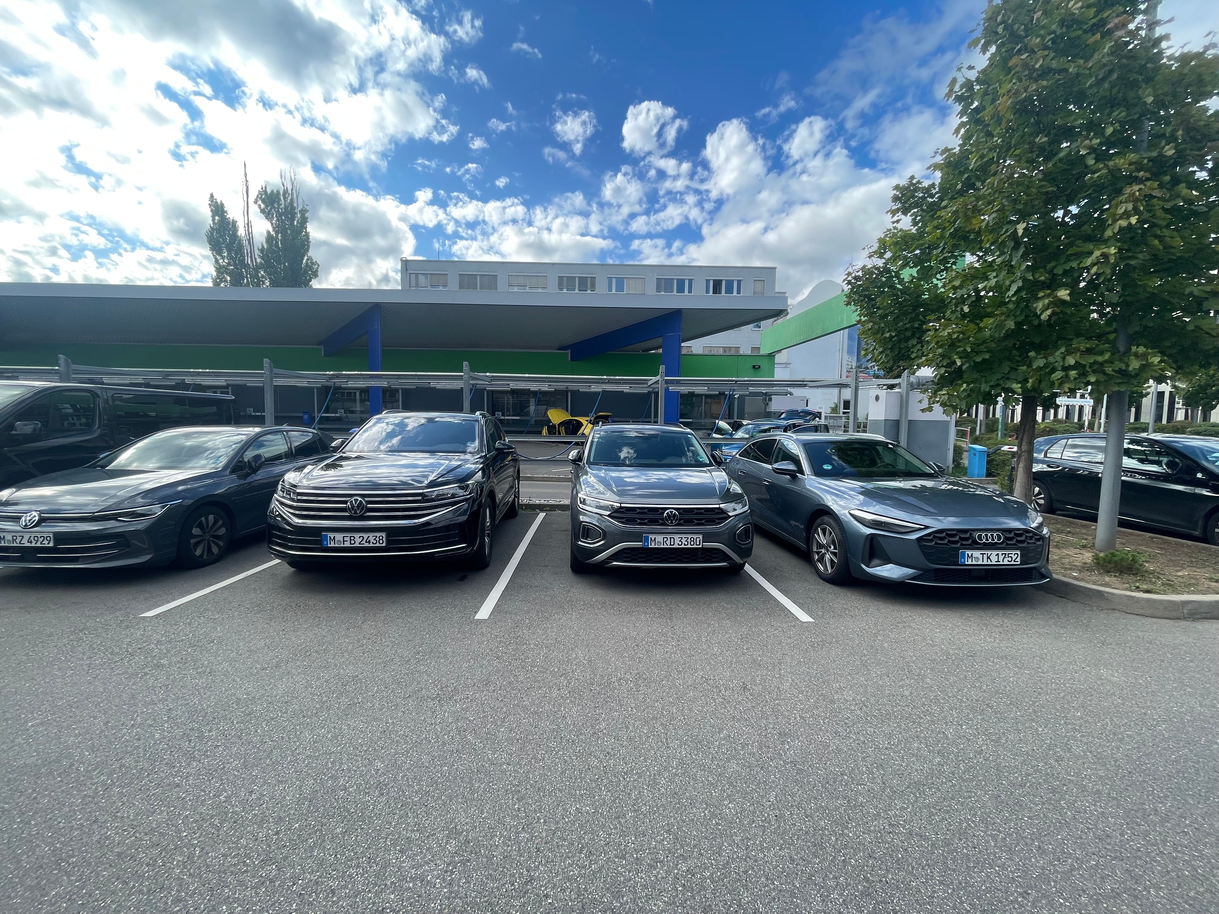 SIXT Mietwagen & Transporter mieten Stuttgart Vaihingen, Industriestr. 26 in Stuttgart