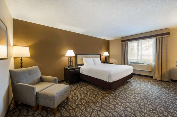 Images Best Western Detroit Livonia
