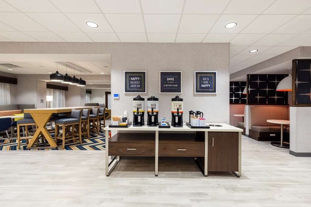 Images Hampton Inn Kansas City Southeast