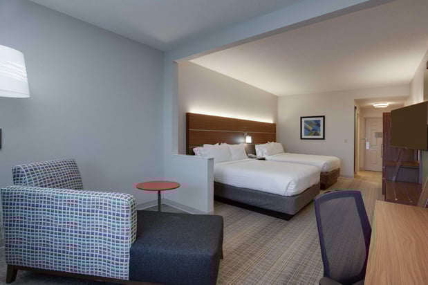 Images Holiday Inn Express & Suites Orlando International Airport by IHG