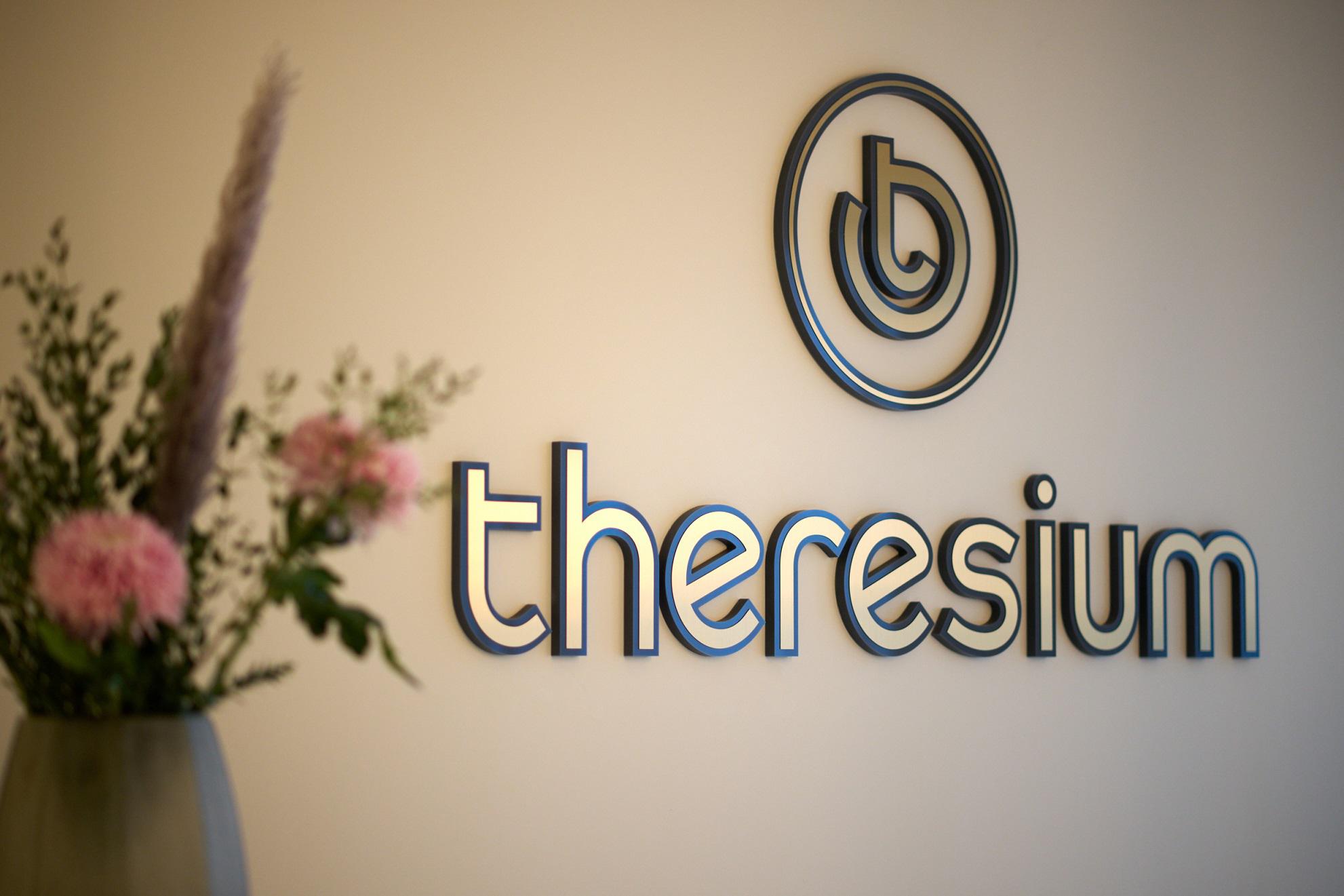 THERESIUM | Dr. Kloeppel, Theresienhöhe 30 in München