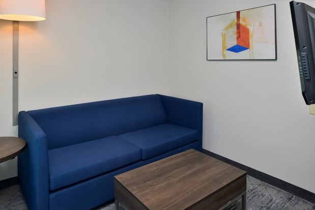 Images Holiday Inn Express Lewisburg/New Columbia by IHG