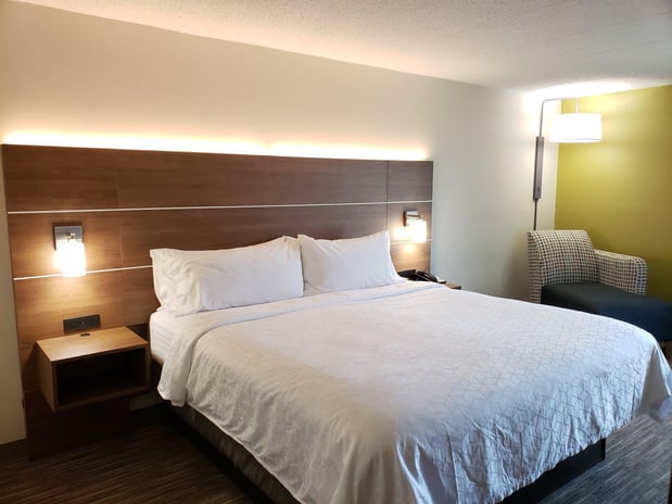 Images Holiday Inn Express Edgewood-Aberdeen-Bel Air by IHG