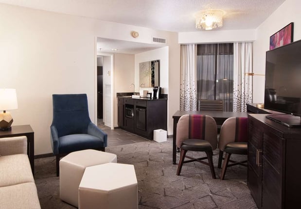 Images Embassy Suites by Hilton Raleigh Crabtree