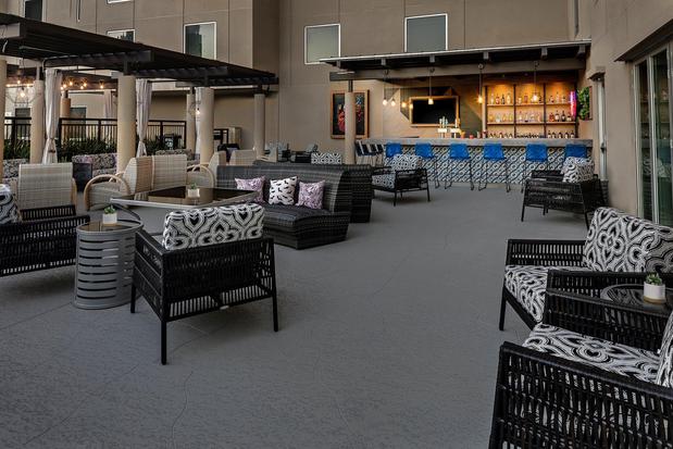 Images Hotel Indigo Austin Downtown - University by IHG