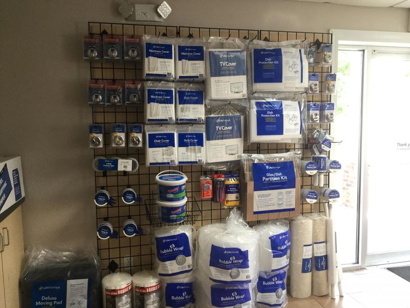 Life Storage - Fort Wayne