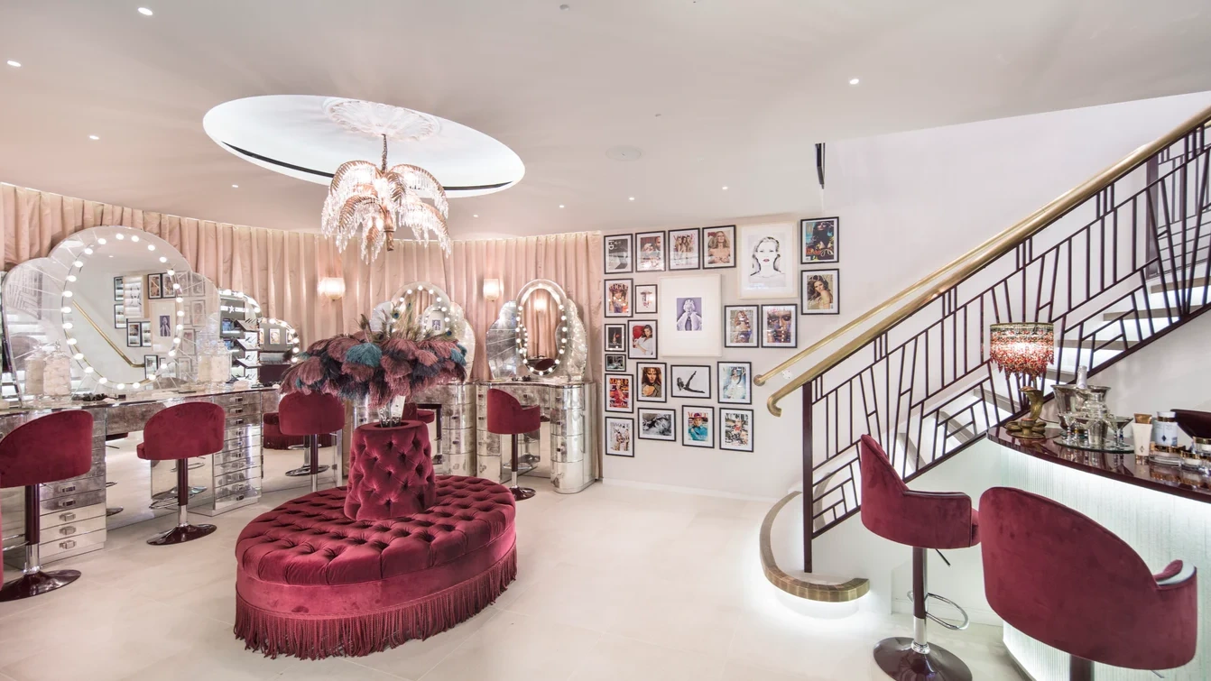 Charlotte Tilbury Beauty and Makeup Store in Cheshire Oaks