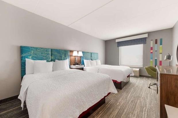 Images Hampton Inn & Suites Charlotte-Airport