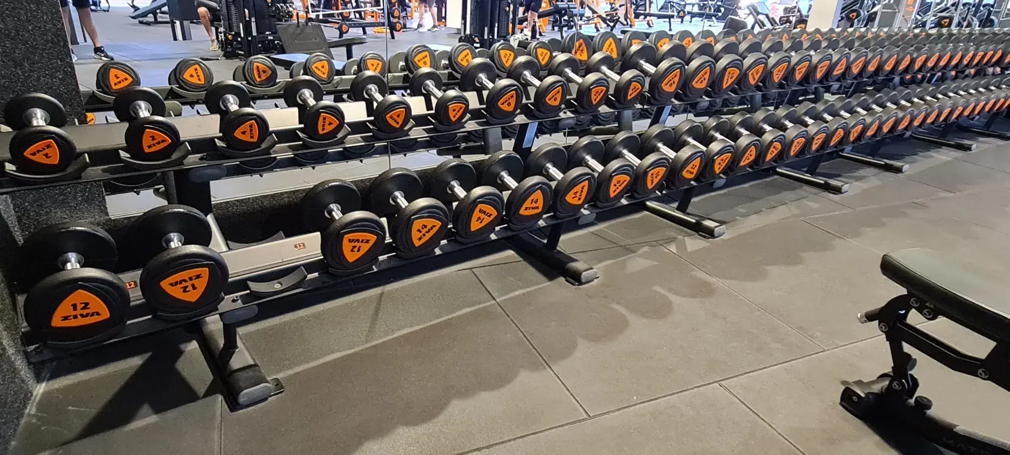 Foto's Basic-Fit 24/7