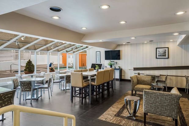 Images Best Western Alderwood