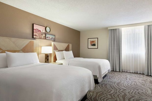 Images Embassy Suites by Hilton Phoenix Tempe