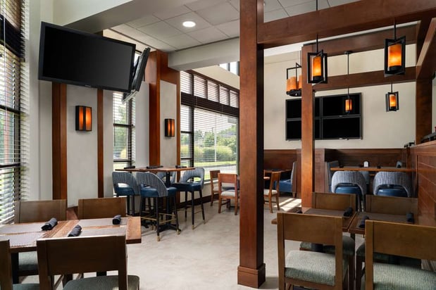 Images DoubleTree by Hilton Hotel Hartford - Bradley Airport