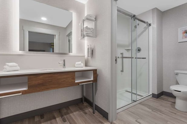 Images Hampton Inn & Suites Lincoln Northeast I-80