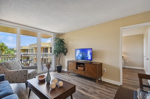 Images Five Star Premier Residences of Hollywood