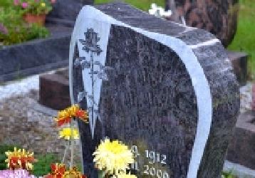 Steinmetzbetrieb Gerold Seyfarth, Mönchallee 2 in Gotha