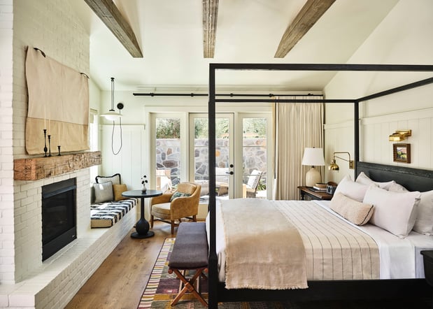 Images The Inn at Mattei's Tavern, Auberge Collection