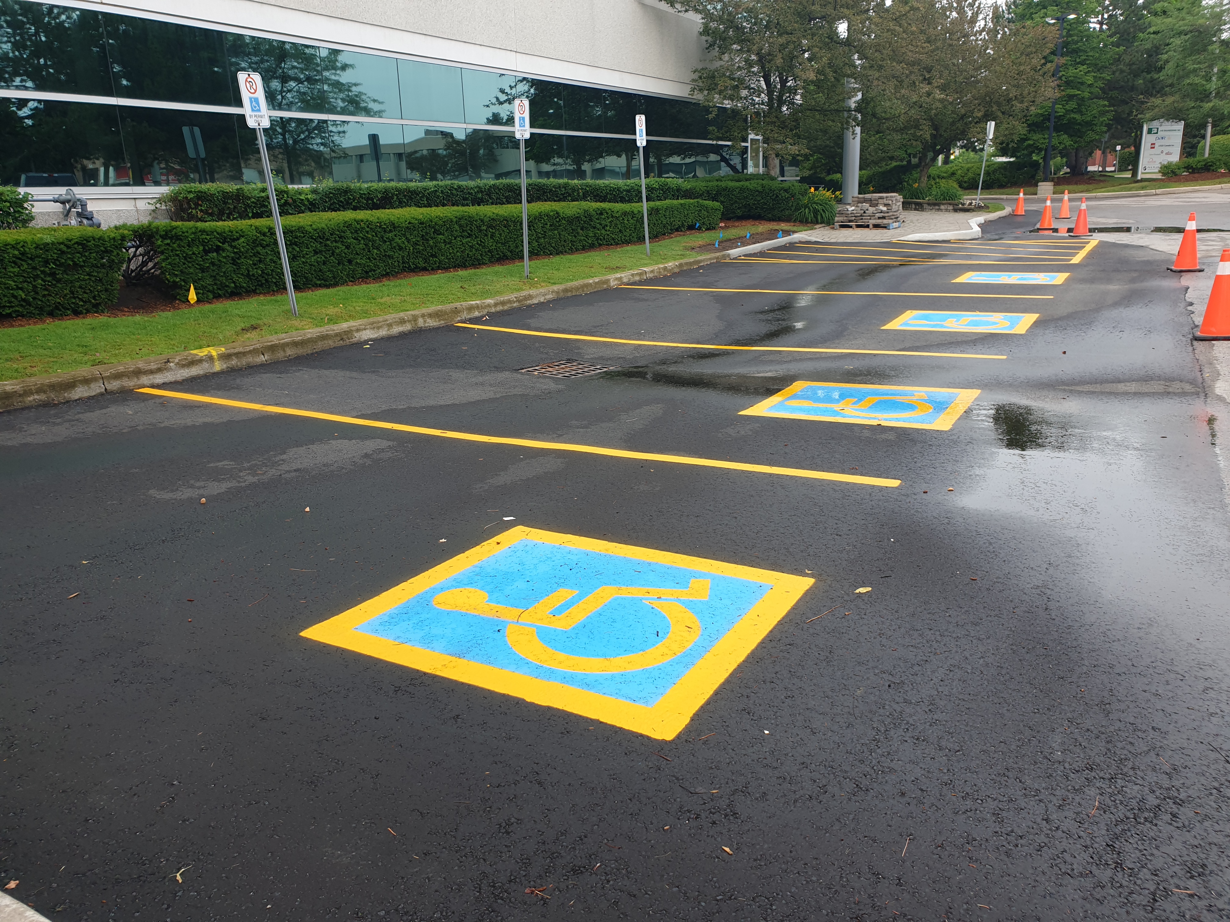 Images Cedar Hill Paving Ltd