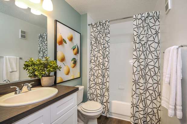 Images Champions Walk Apartment Homes