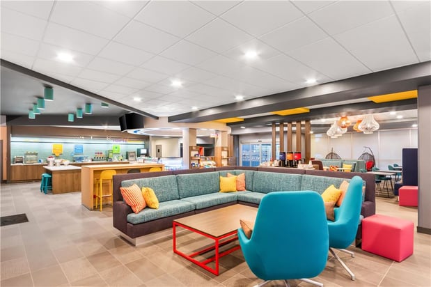 Images Tru by Hilton Pensacola I-10 North Davis Highway