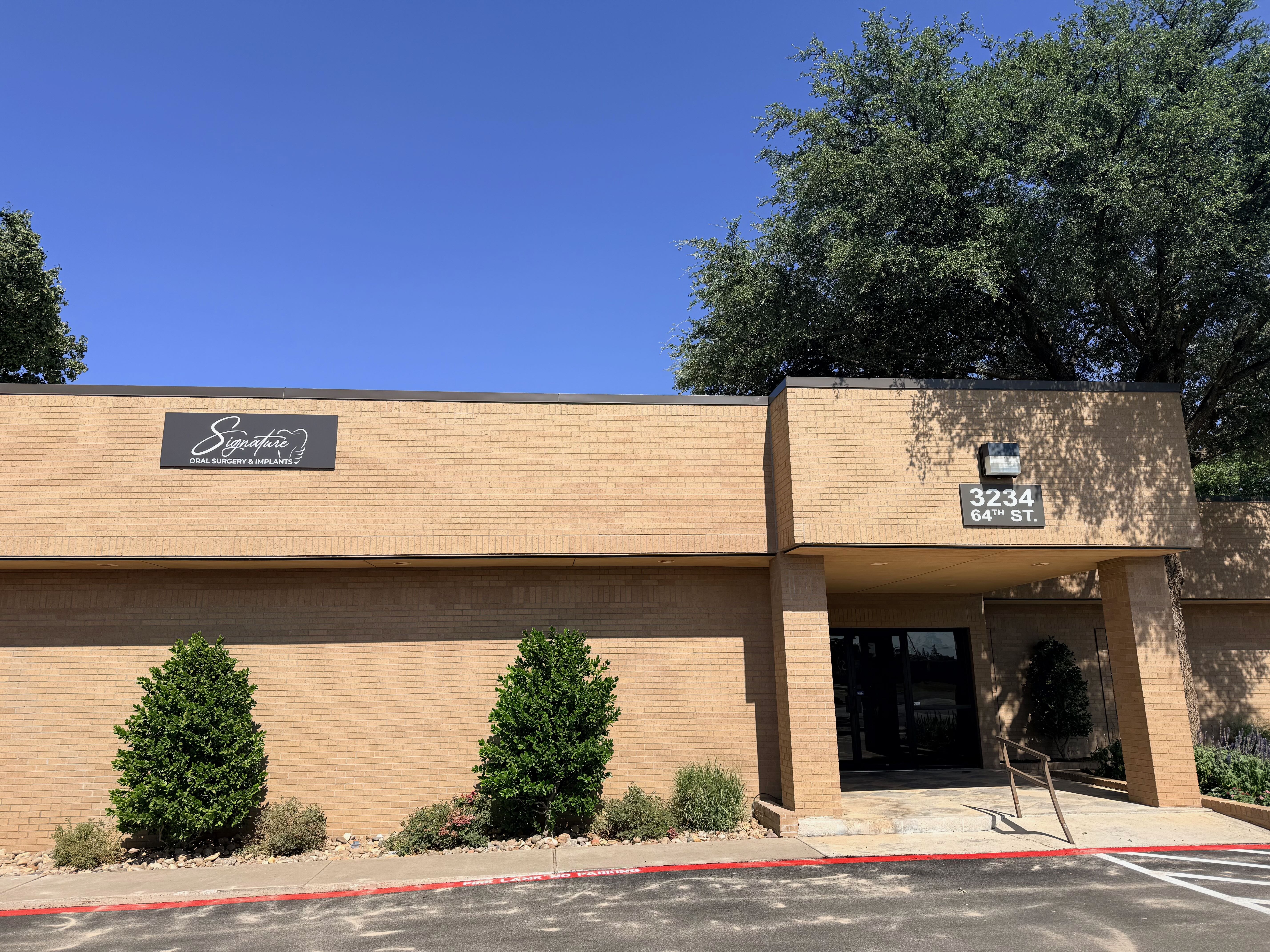Signature Oral Surgery & Implants provides advanced oral surgery and dental implant care in Lubbock, 