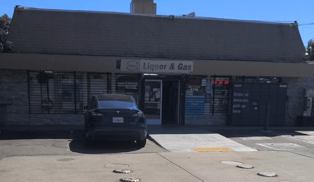 Images CoinFlip Bitcoin ATM - Pasha Liquor And Gas (Concord)