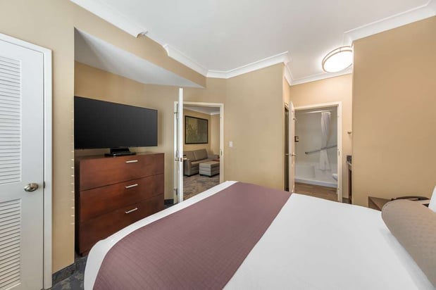 Images Best Western Plus Avita Suites
