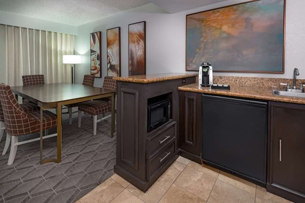 Images Embassy Suites by Hilton Dallas Park Central Area