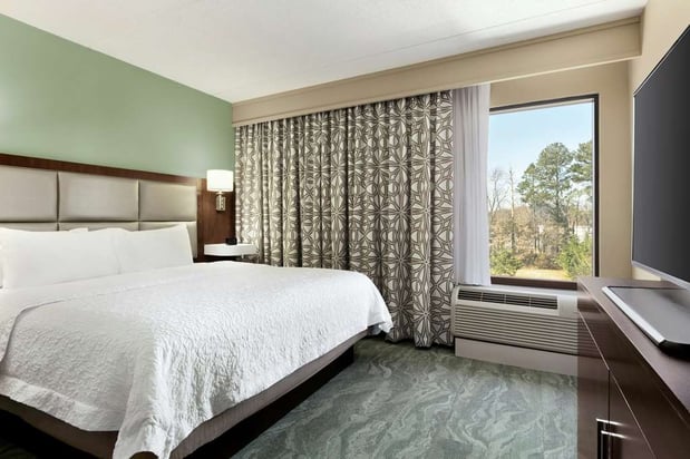 Images Hampton Inn Richmond-North/Ashland