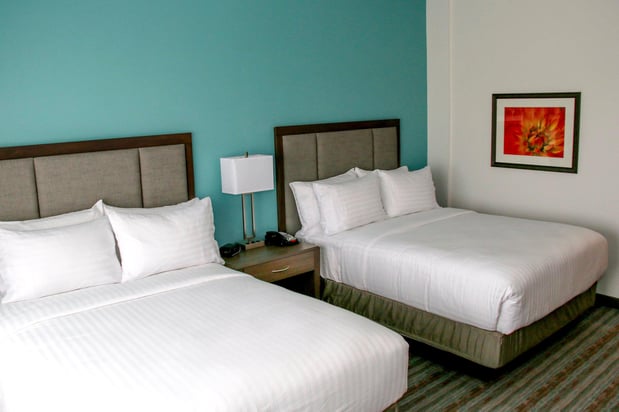 Images Holiday Inn & Suites Denver Tech Center-Centennial by IHG