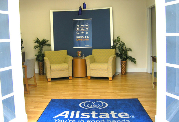 Images Kimberly Wolffbrandt-Williams: Allstate Insurance