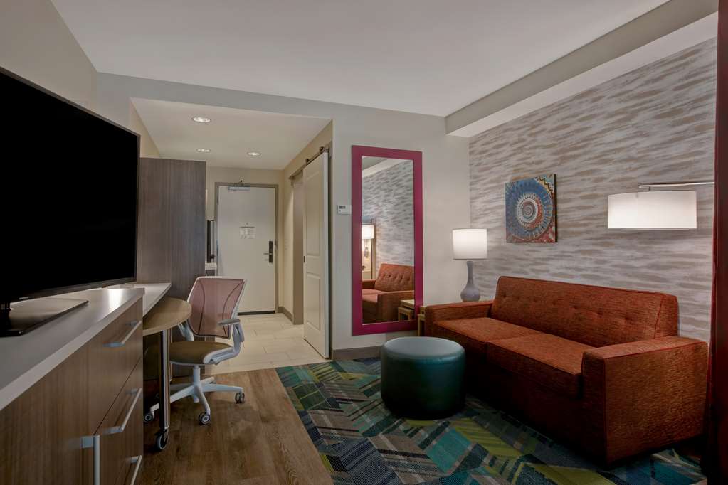 Guest room
