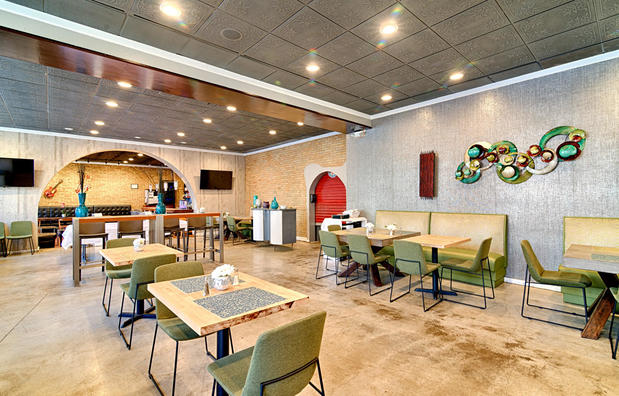 Images Riverwalk Plaza Hotel