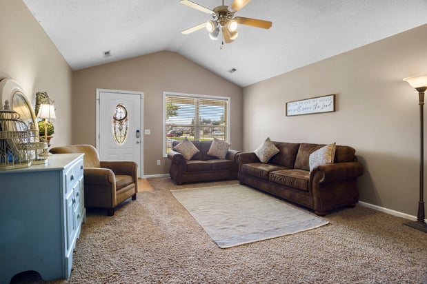 Images Beth Tamminga, eXp Realty, LLC - Columbia (SC)
