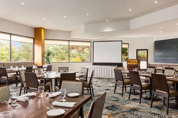 Images Hilton Garden Inn Monterey