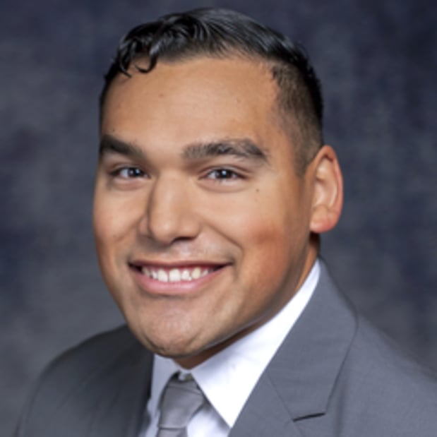 Images Edward Jones - Financial Advisor: David Fernandez