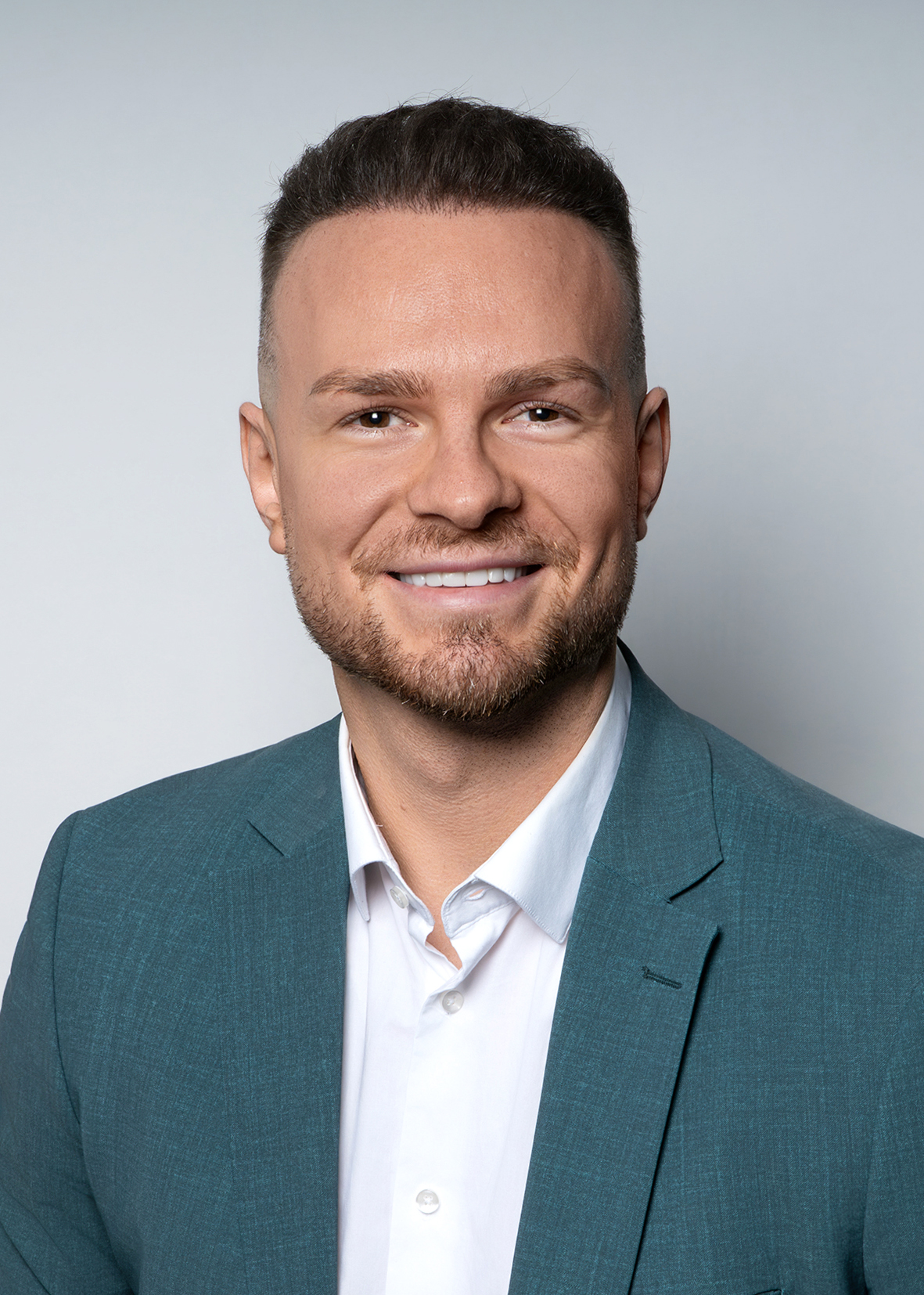 Bild 1 HDI Versicherungen: Taulant  Hajdini in Flein