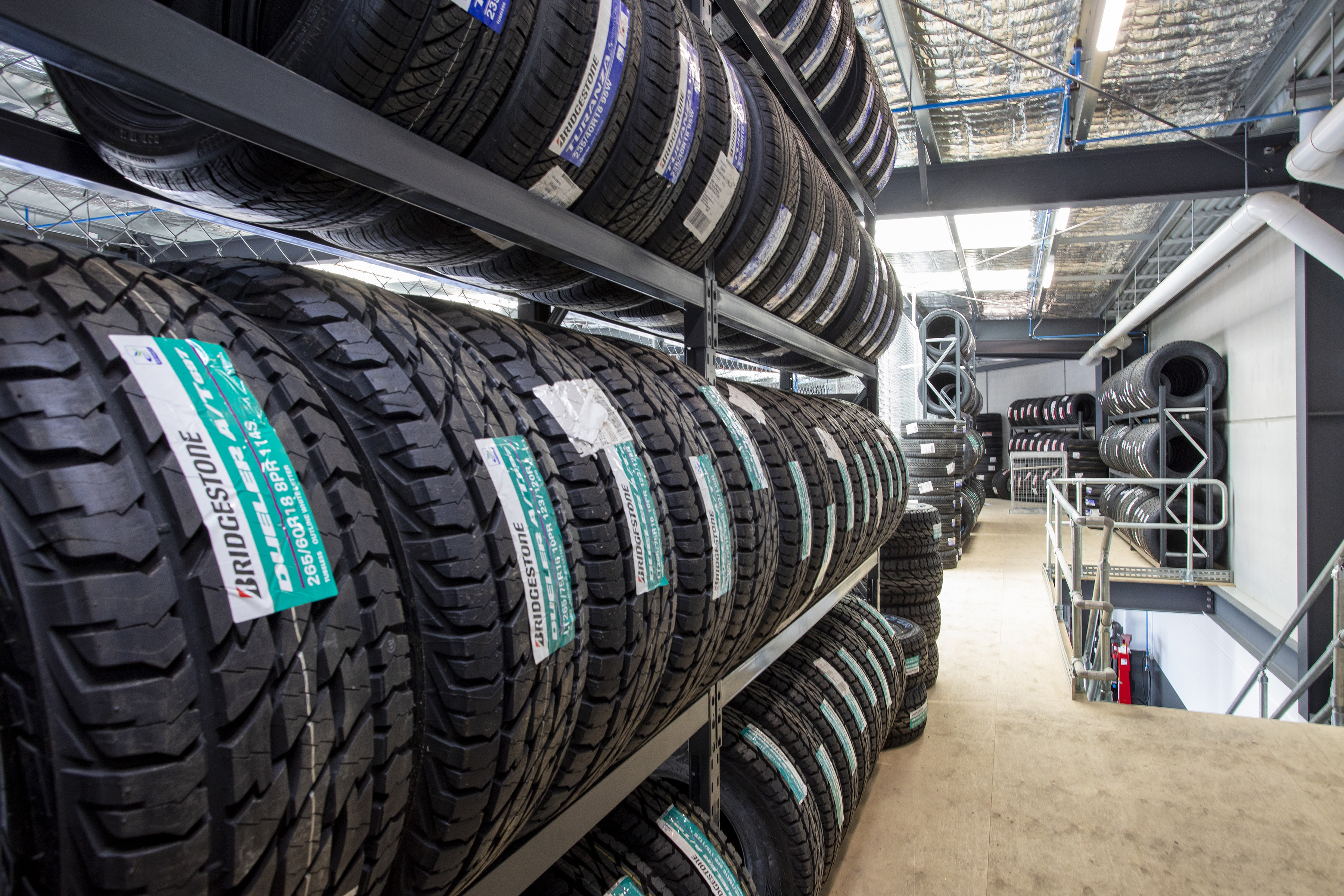 Images Bridgestone Select Tyre & Auto Huntlee
