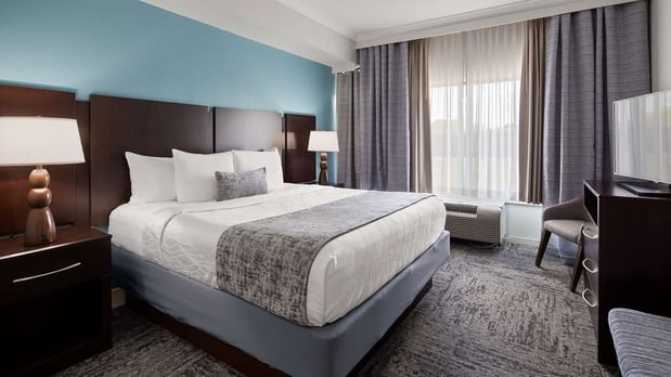 Images Best Western Plus Ambassador Suites Venice