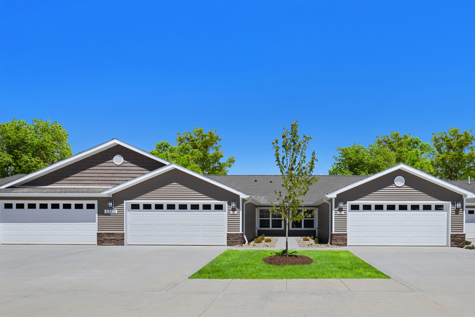 Apartments with Attached Garages