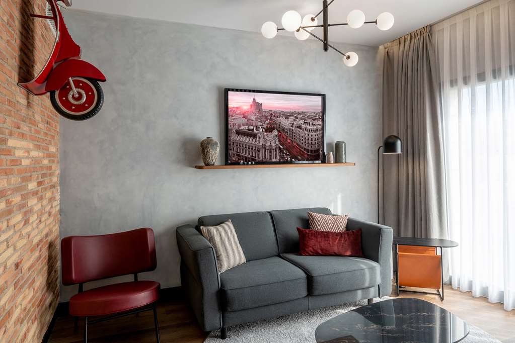 Images Radisson RED Madrid