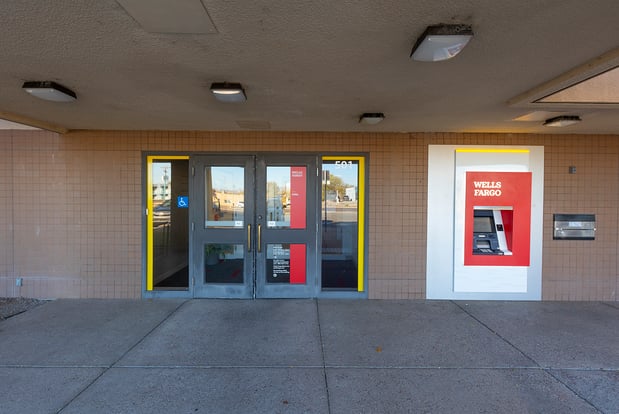 Images Wells Fargo Bank