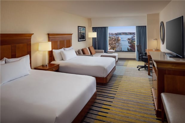Images Hilton Garden Inn Portland Downtown Waterfront